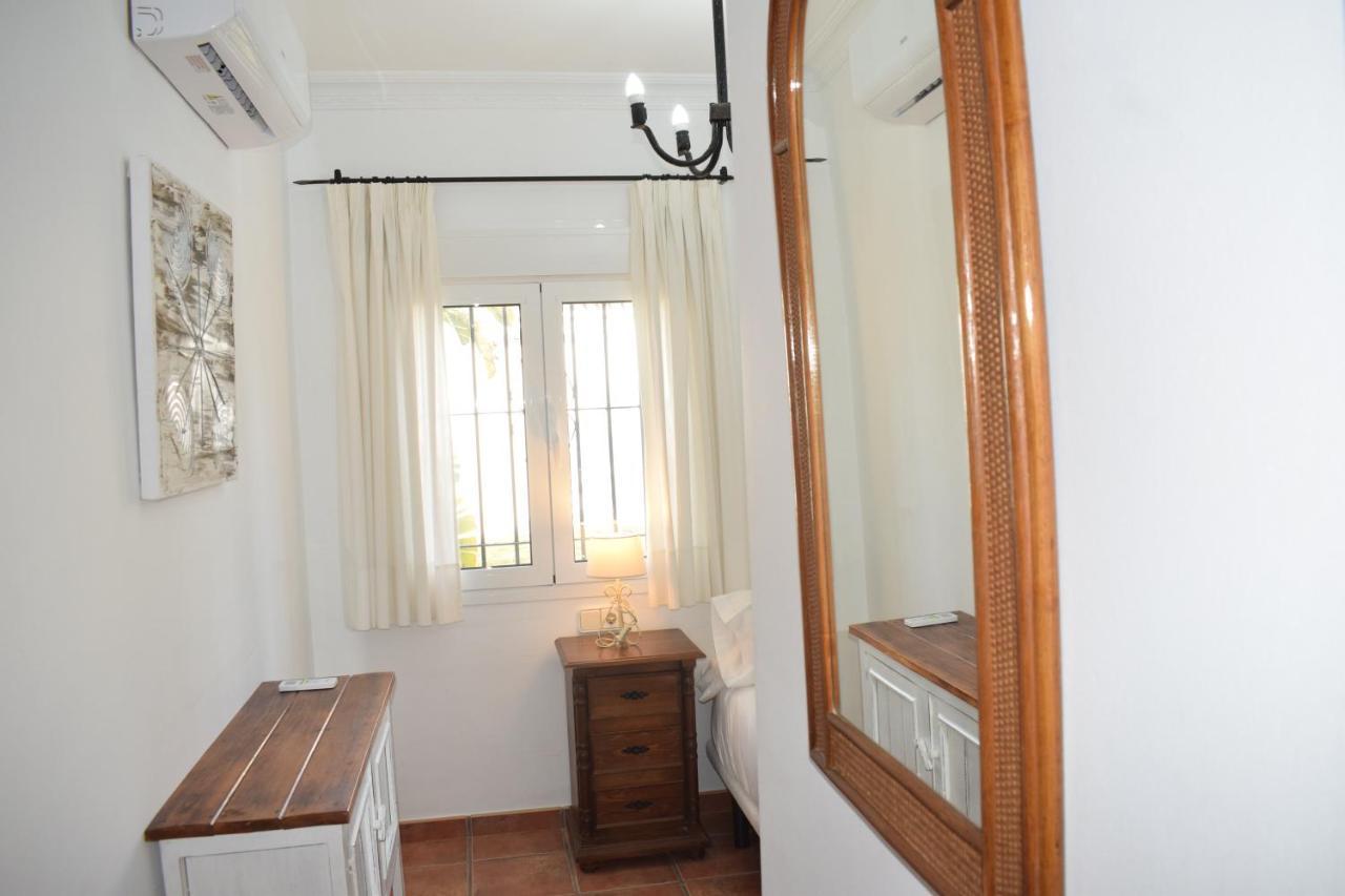 Villa Maria Elena, En Fuente Del Gallo Кониль-де-ла-Фронтера Экстерьер фото