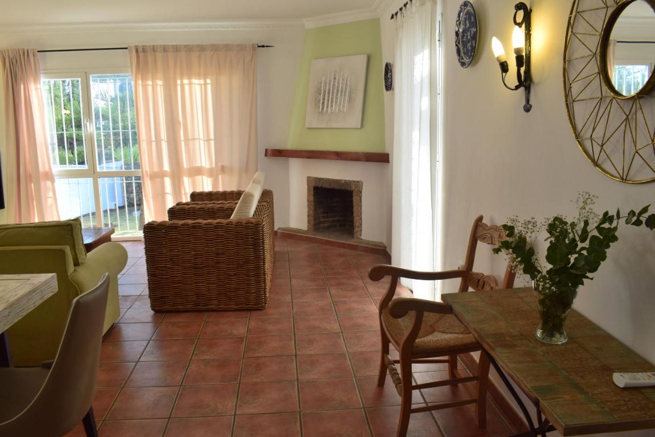 Villa Maria Elena, En Fuente Del Gallo Кониль-де-ла-Фронтера Экстерьер фото
